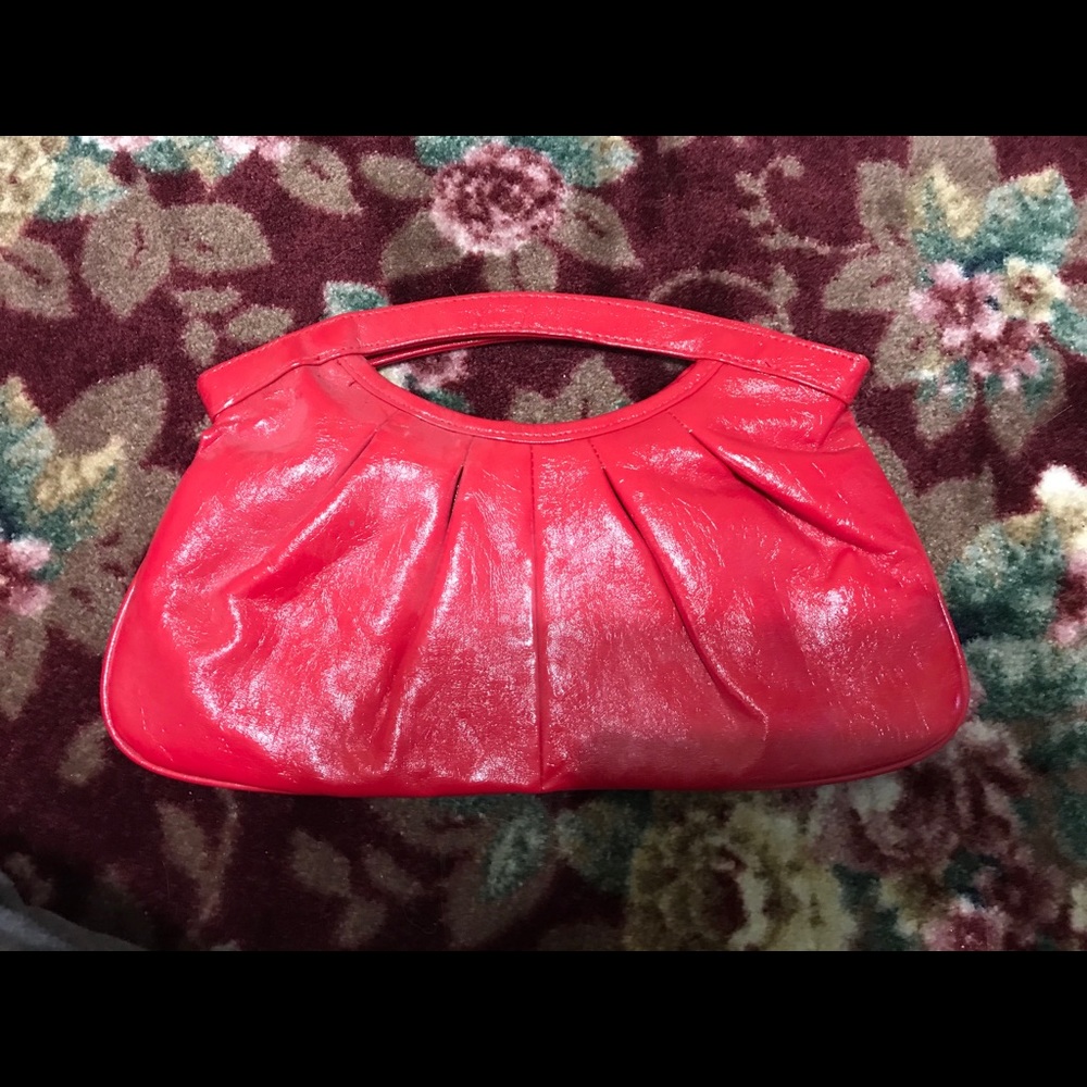 Small top handle clutch